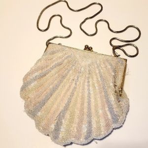 Magid clam Beaded White Vintage Clutch Purse